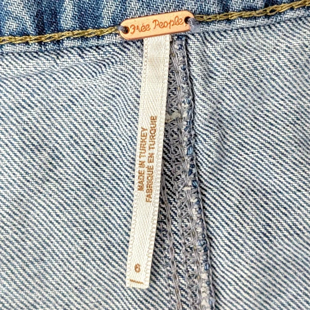 Free People‎ West Is West Denim Mini Skirt Blue Acid Wash 100% Lyocell Size 6